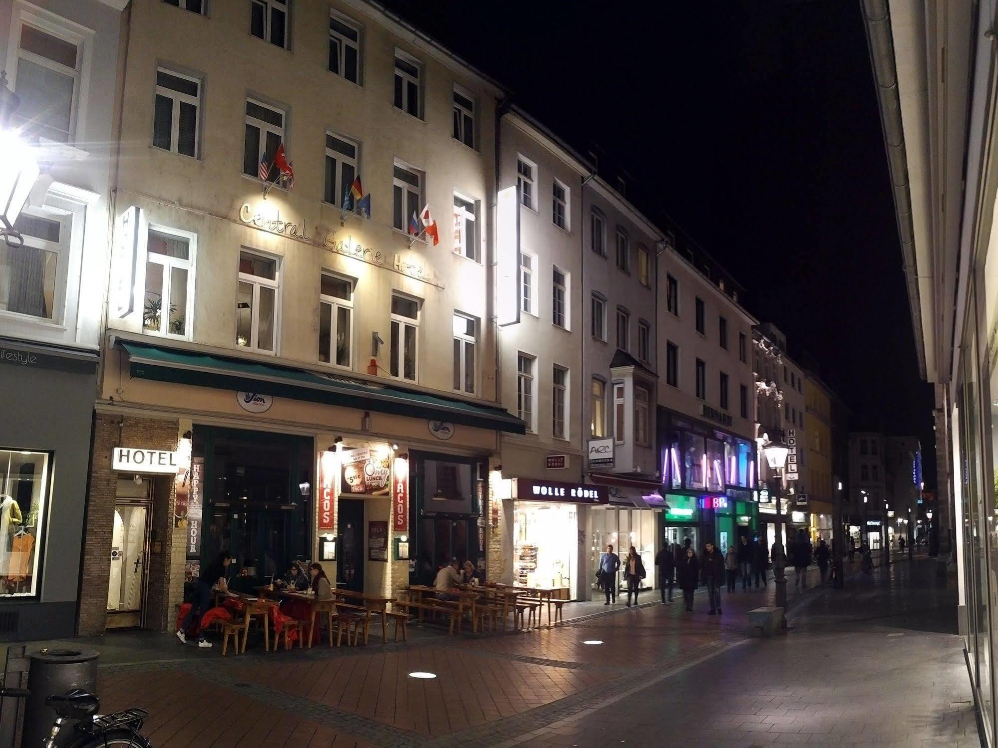 Central Budget Hotel Bonn Exterior foto